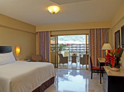 Habitación club premium suite del hotel Barceló Puerto Vallarta